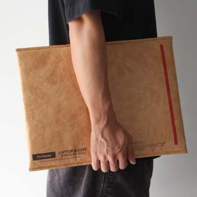 アナハイムラップトップスリーブ16インチ