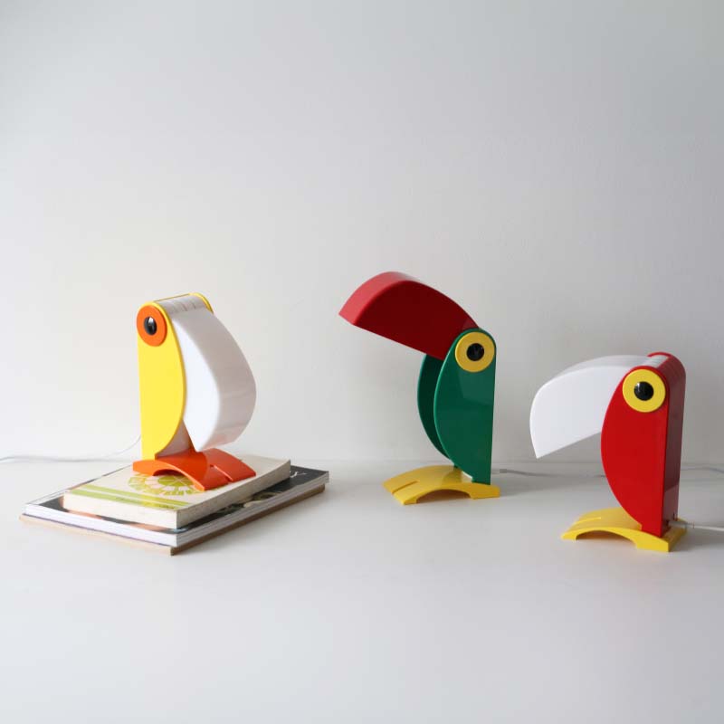 Toucan lamp