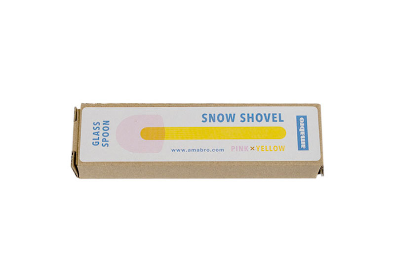 SNOW SHOVEL