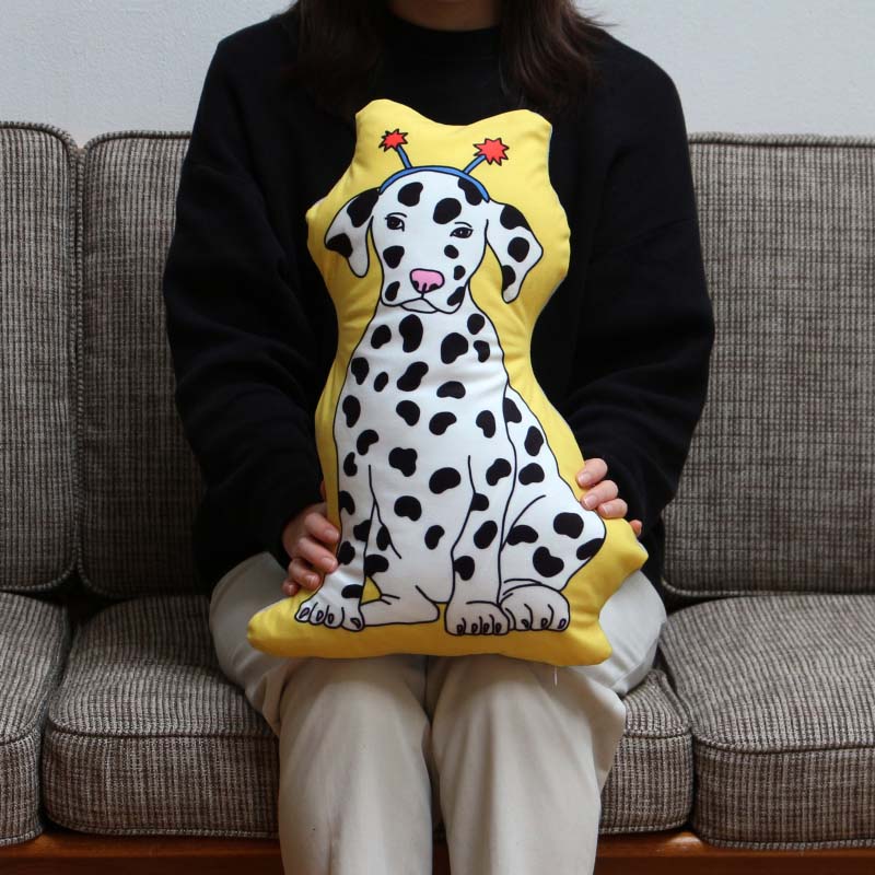 The Enjoy C&D Club Cushion "Dog/Yellow"