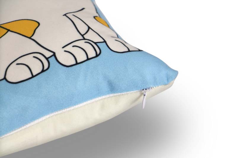 The Enjoy C&D Club Cushion "Cat/Blue"