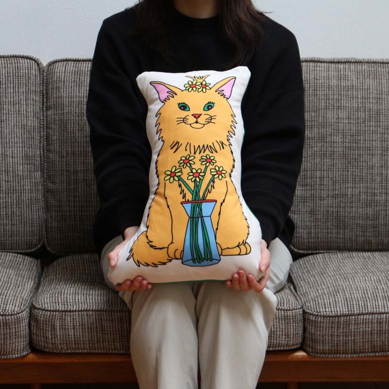 The Enjoy C&D Club Cushion "Cat/Beige"