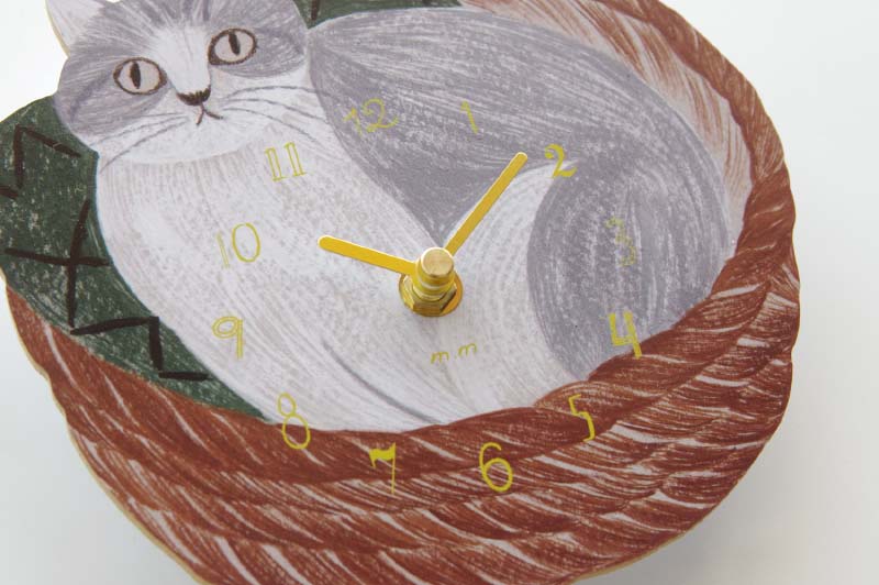Diecut Clock Cat in the basket