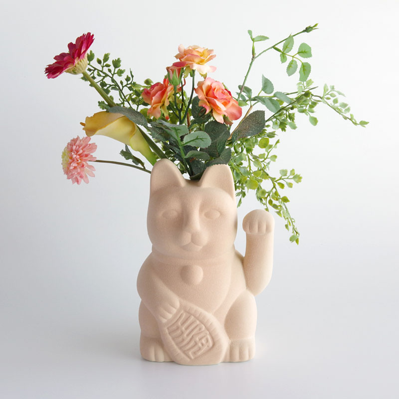 Flower Vase “Neko”