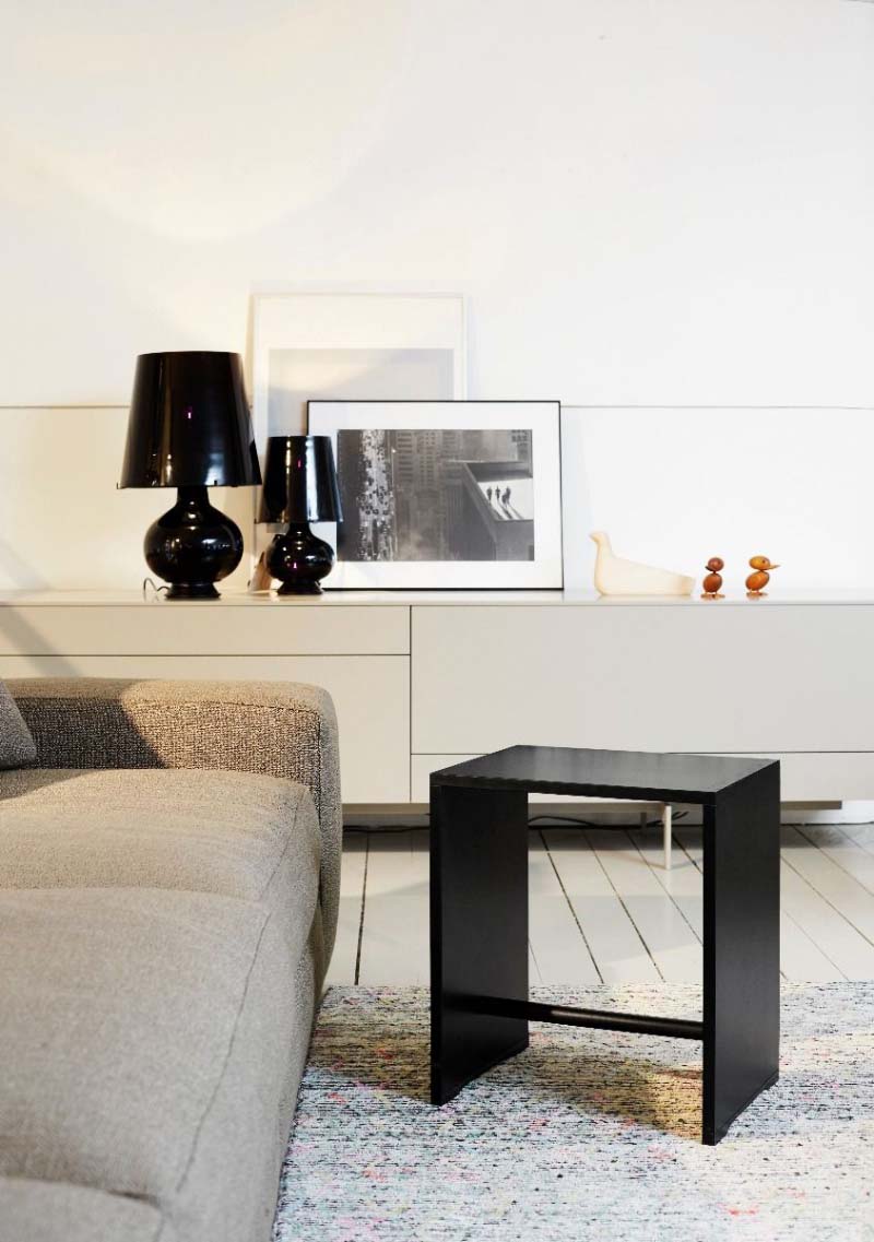 Ulm Stool Black
