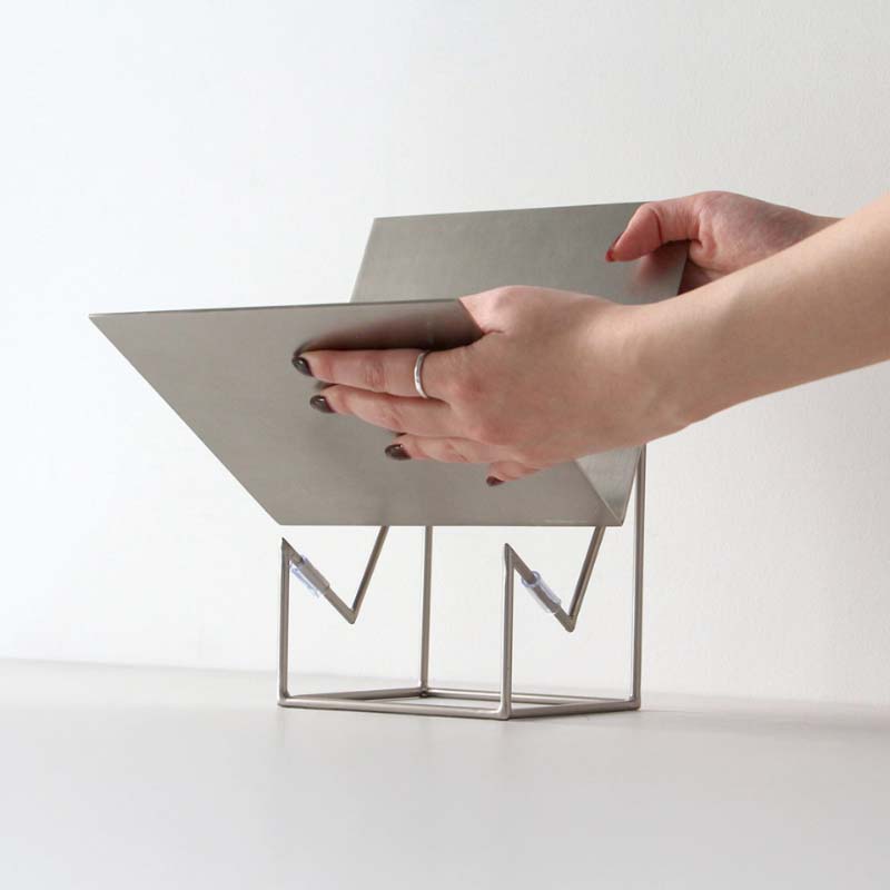 Tilaa Book Stand